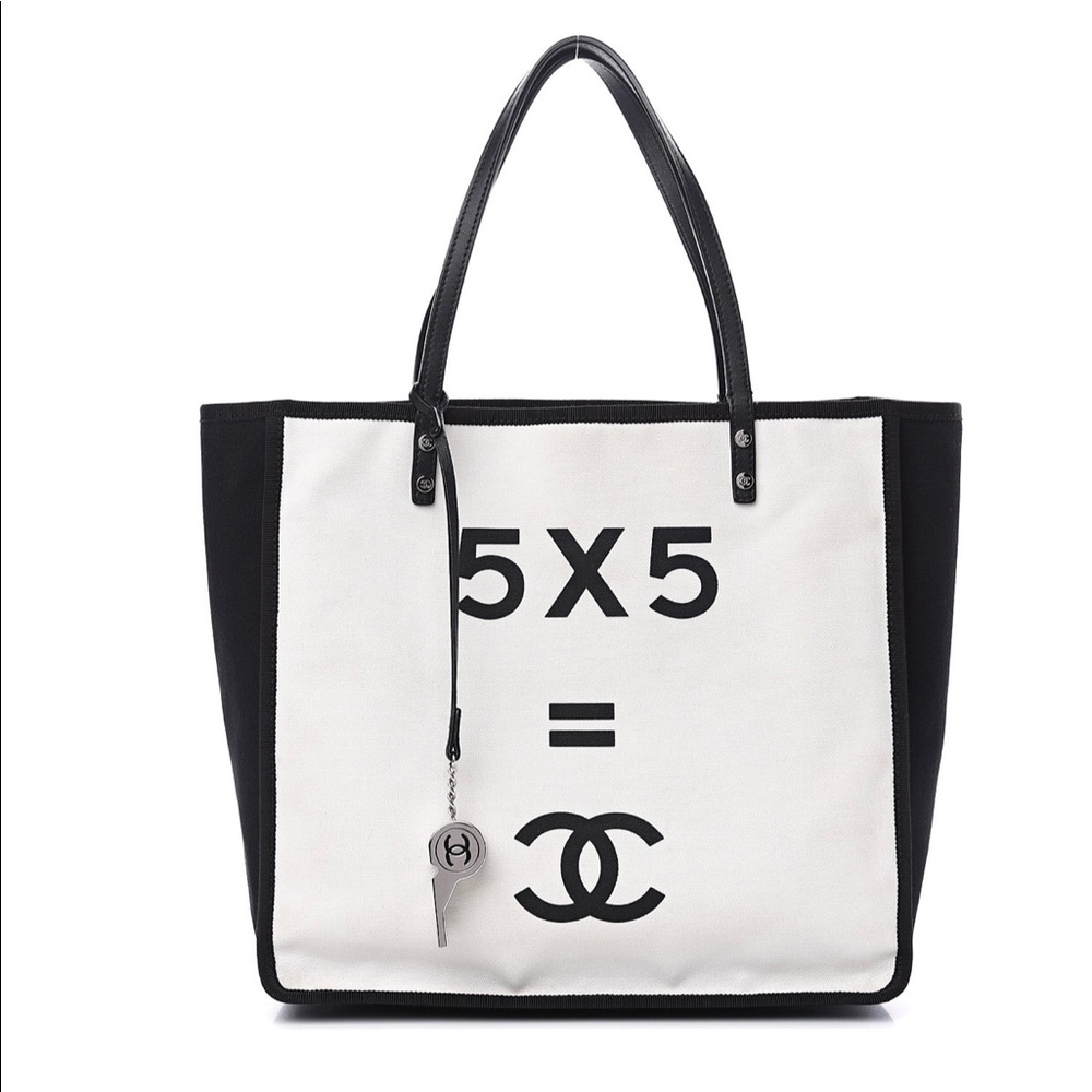 Pre loved authentic Chanel tote